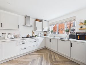 Kitchen- click for photo gallery